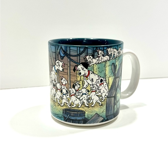 DISNEY 101 DALMATIONS COFFEE MUG - Picture 2 of 9